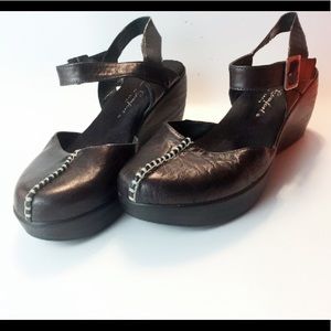 Helle Comfort Metallic Leather Platform Shoes